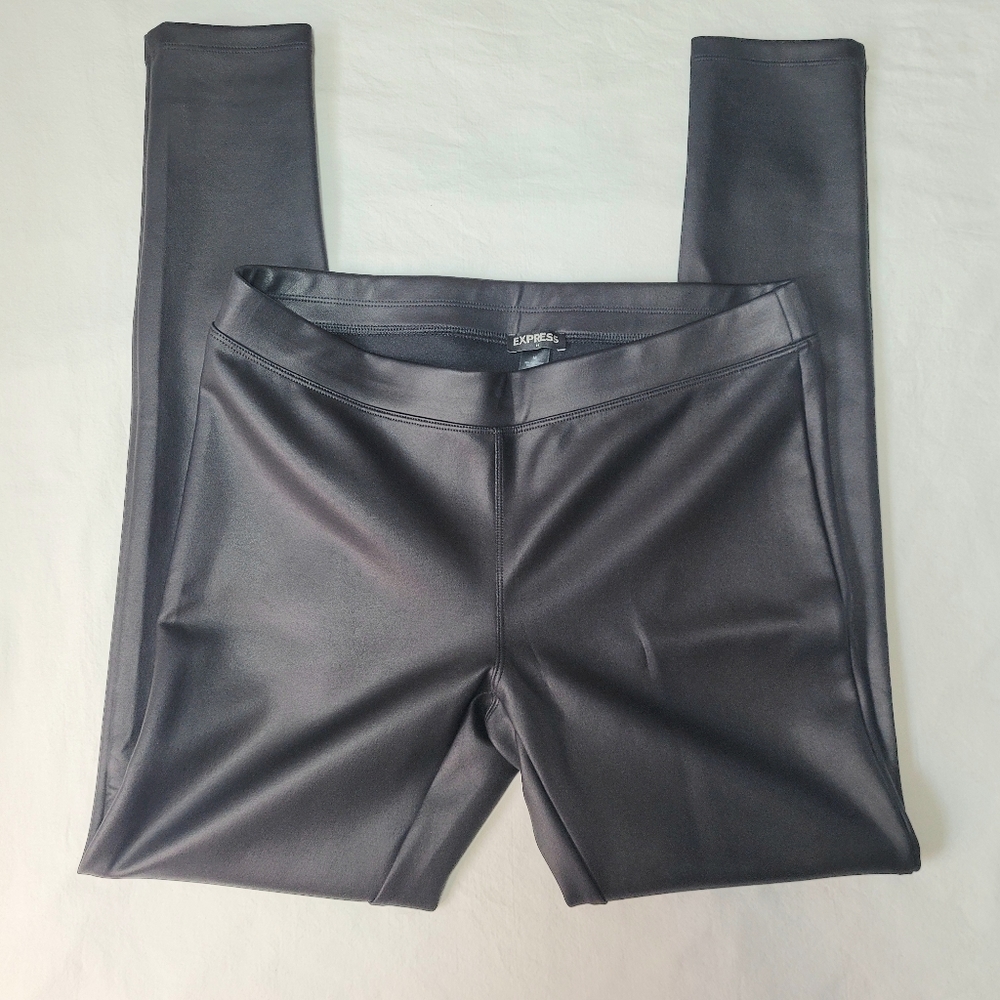 Express Faux Leather Leggings - Picture 3 of 7